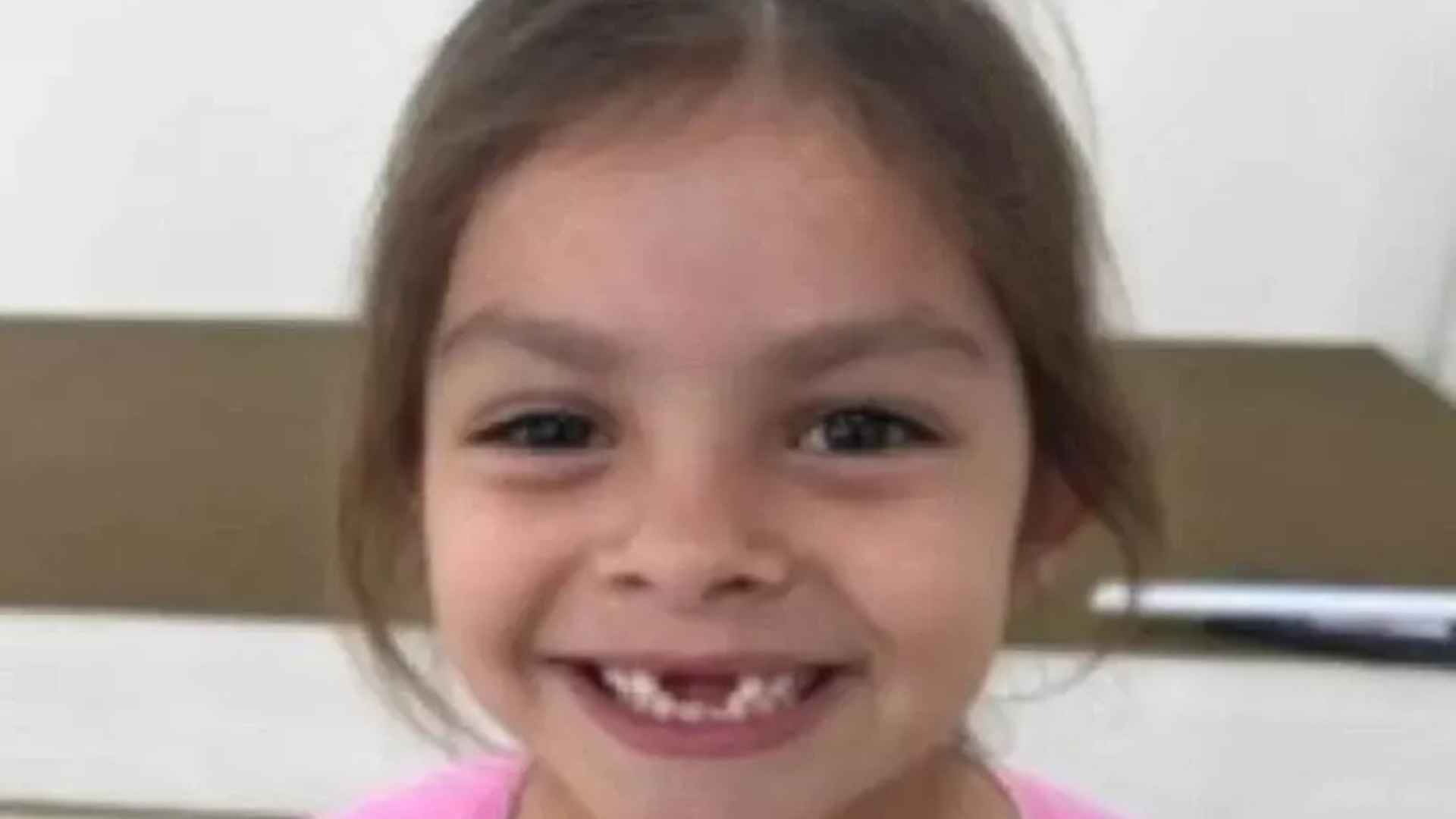 Tragédia! Criança de 6 anos morre ao ser atingida por trave de futebol