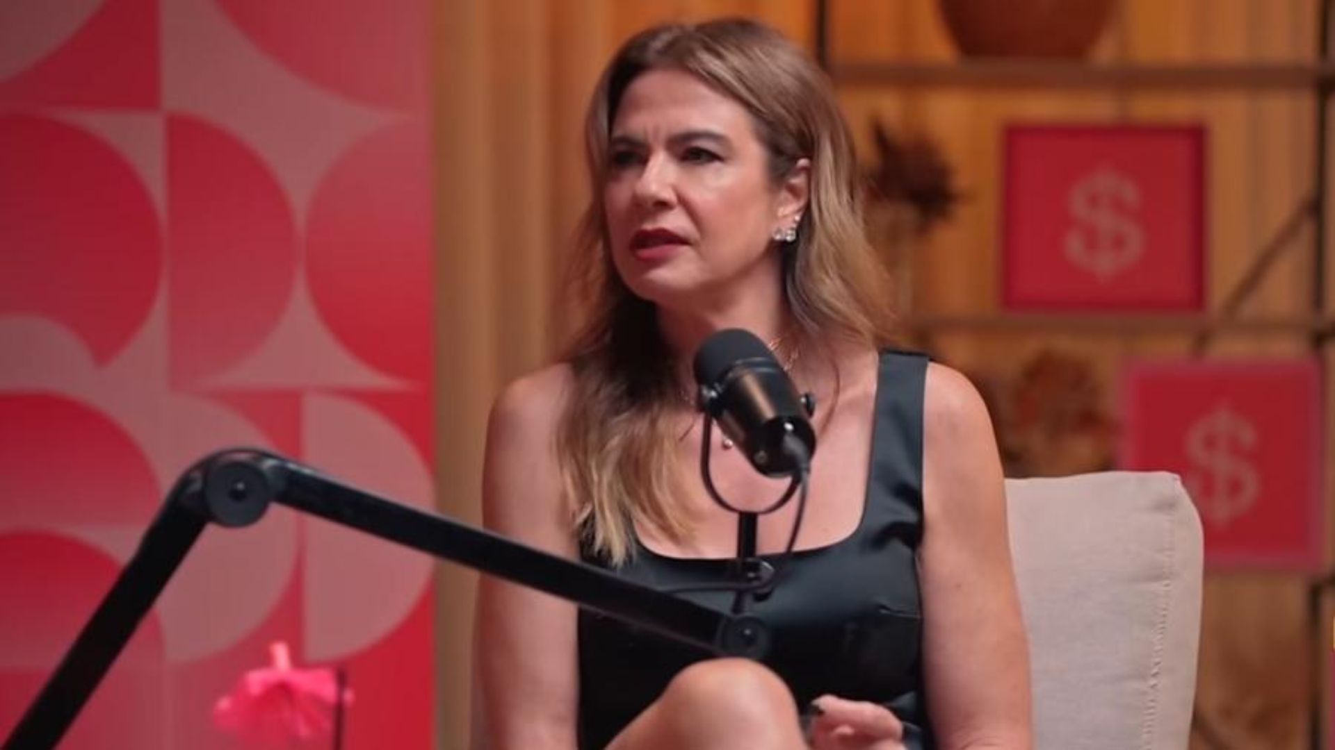 Econômica! Luciana Gimenez choca ao revelar fatura do cartão: ‘Não sou gastona’