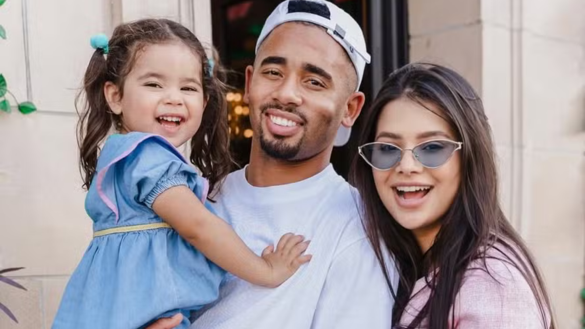 Gabriel Jesus e Raiane Lima anunciam segunda gravidez: ‘Benção’
