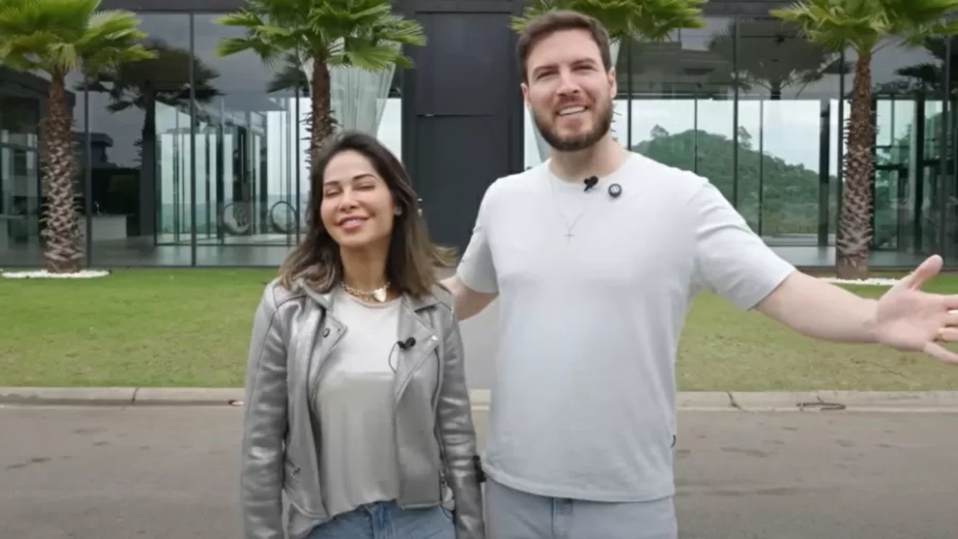 Marido de Maíra Cardi rebate críticas por comprarem mansão de Neymar: ‘Ignorância’