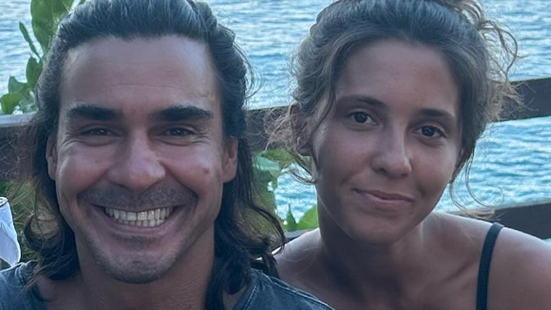 Em paz? André Gonçalves reencontra filha após briga por pensão