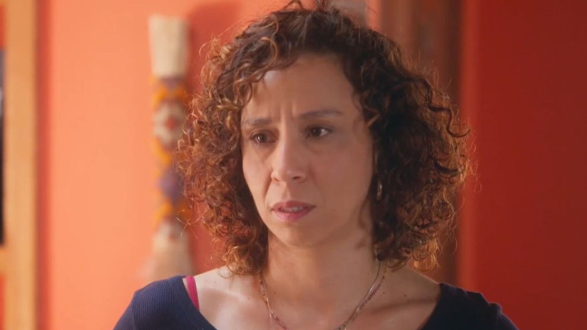 Elas por Elas: Adriana desconfia de segurança de Jonas