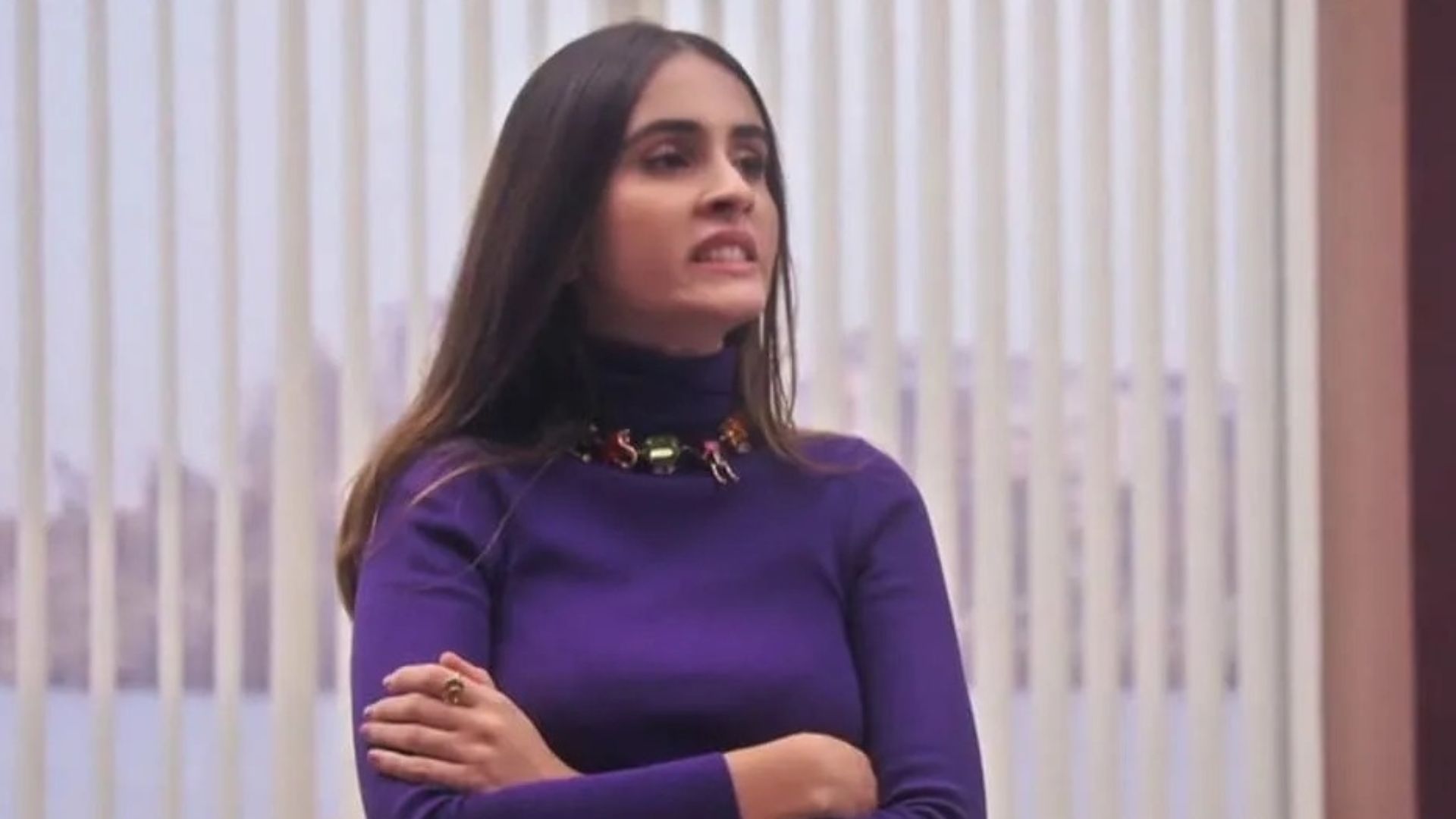 Elas por Elas: Em julgamento, Cris recebe veredito e enfurece Ísis