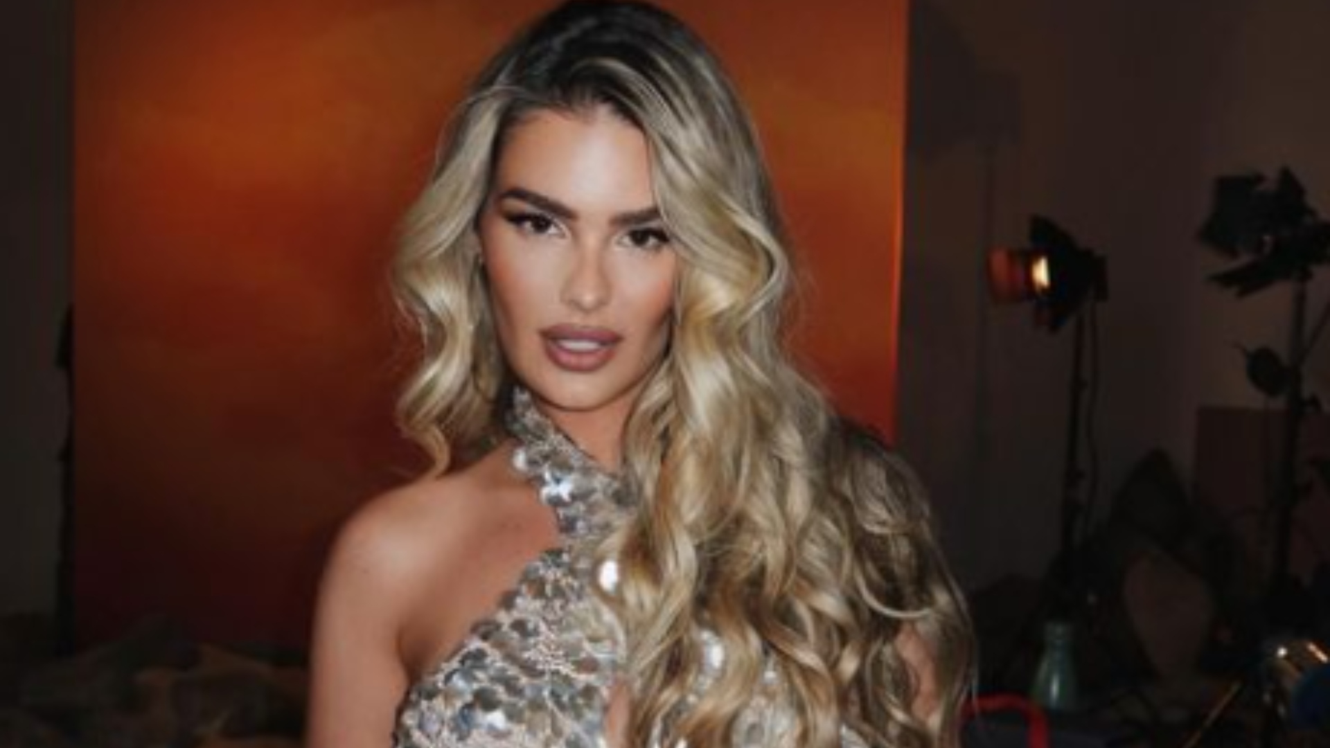 Qual o valor da fortuna de Yasmin Brunet? Modelo fatura milhões com empresa