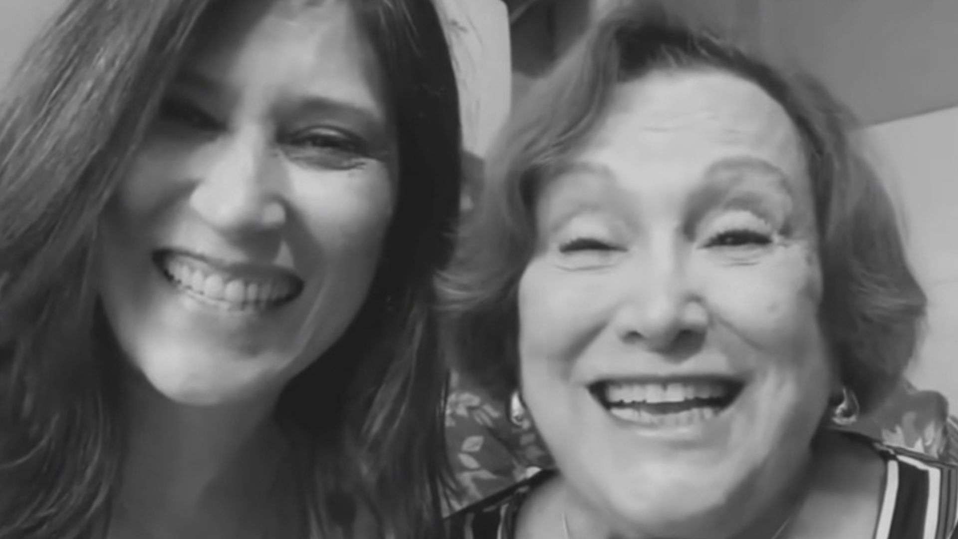 “Mães nunca morrem”, diz Beth Goulart em dia que Nicette Bruno faria aniversário