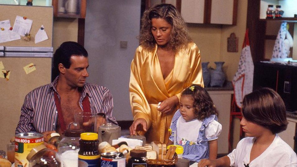Autor encarou novela da Globo em meio à gestação turbulenta: ‘Vi minha mulher com hemorragia’