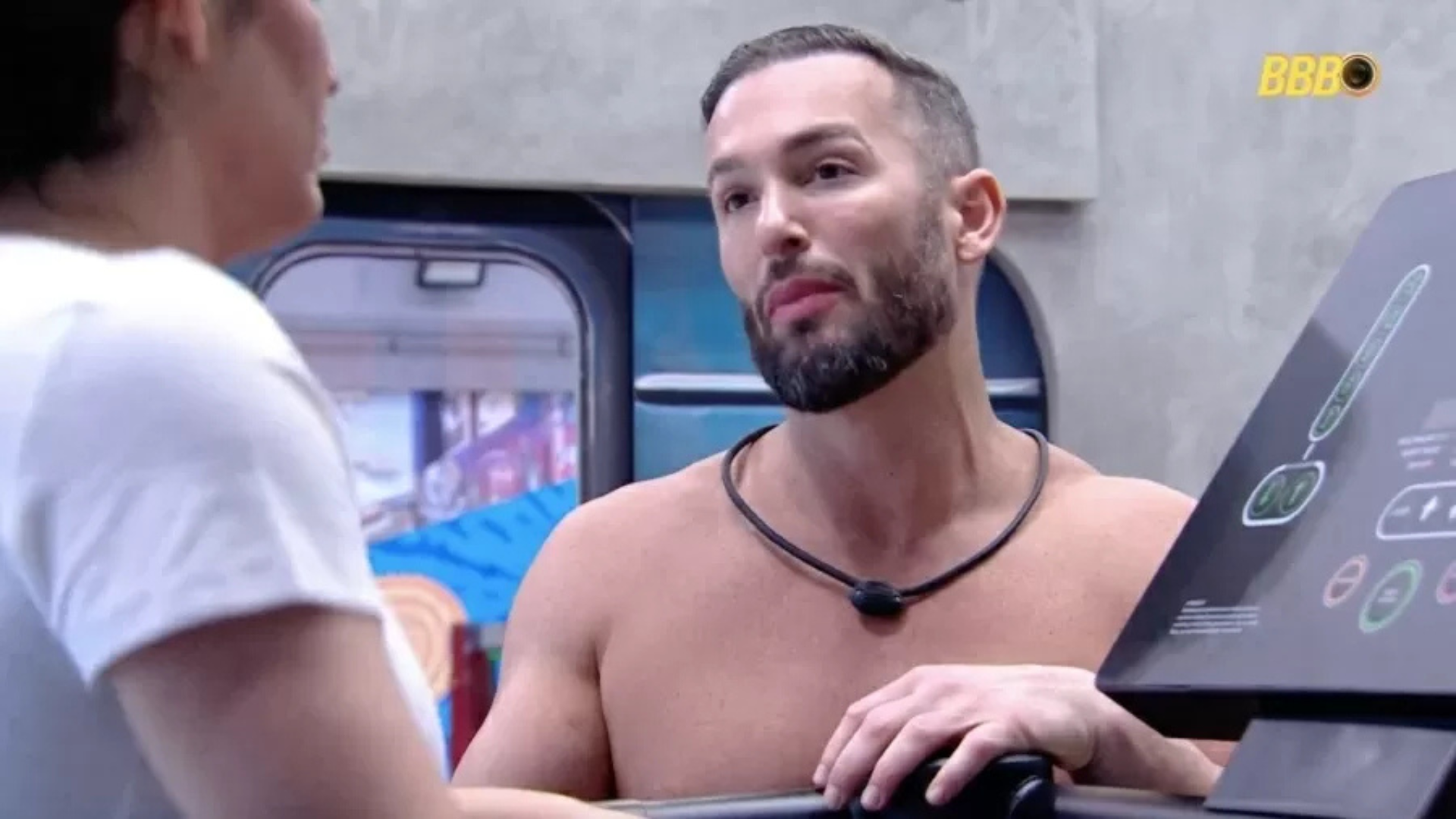 BBB 25: Diego Hypolito rasga elogios a outro brother: ‘Ele é bonito, né?’