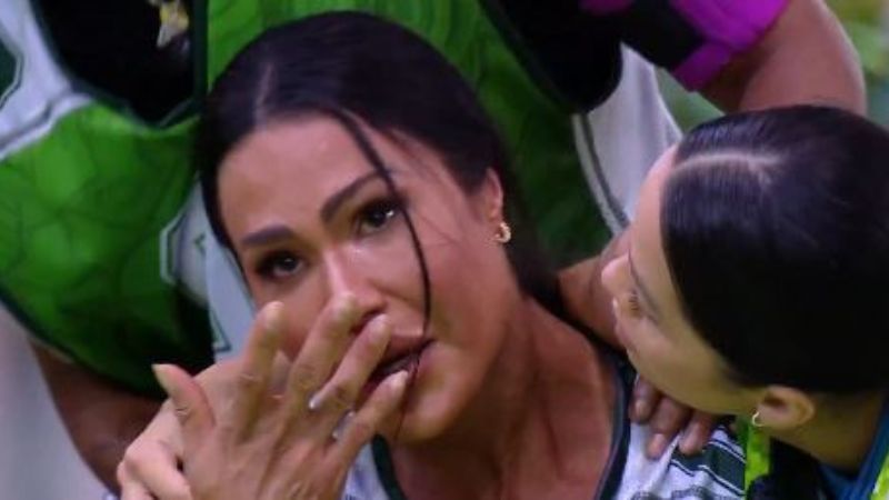 BBB25: Gracyanne Barbosa chora ao relembrar de quando morou na rua: ‘Remeteu’