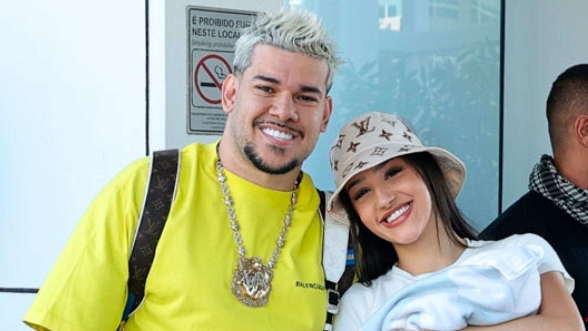 Fãs tomam partido e opinam sobre criação do filho de Bia Miranda e DJ Buarque