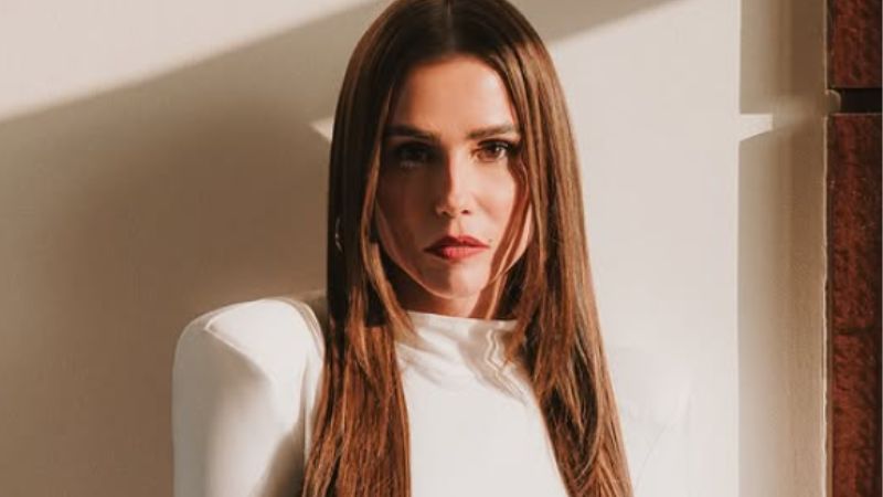 Deborah Secco faz duro desabafo sobre morte da irmã, aos 5 anos: ‘Urgência pela vida’