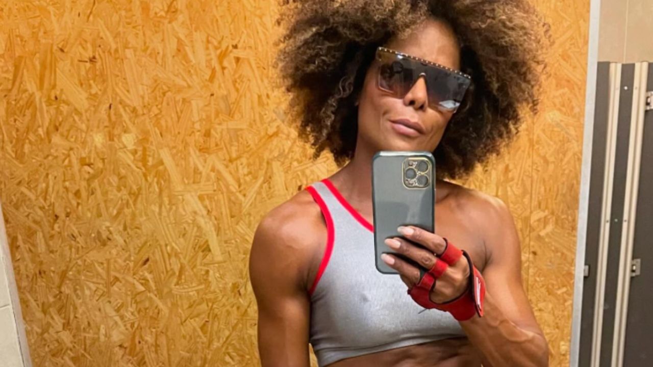 Adriana Bombom revela ser pioneira em dieta com ovos: ‘Aos 18 anos’
