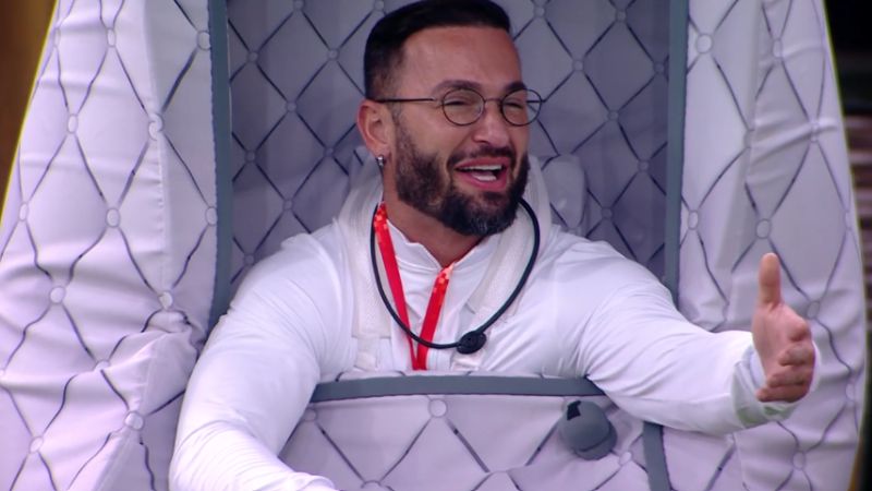 Diego Hypolito tem crise de riso após desabafo da irmã no BBB 25: ‘Eu tô cansado’