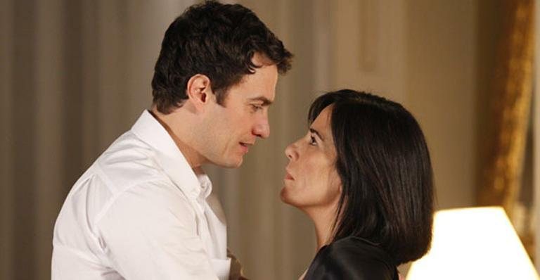 Wagner Moura e Ana Paula Arósio deixaram 1ª novela das nove da Globo há 14 anos