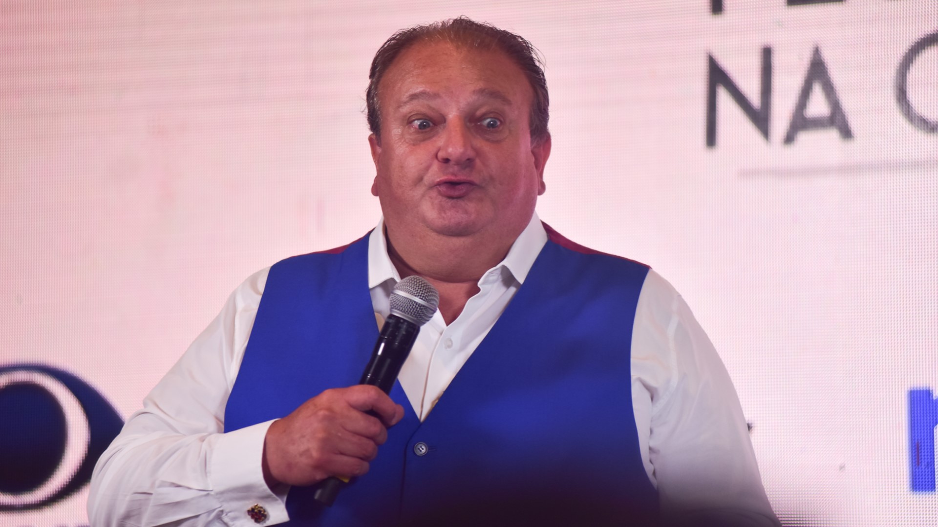 Erick Jacquin passa mal e vomita durante gravação de reality na Band: ‘Coisas horríveis’