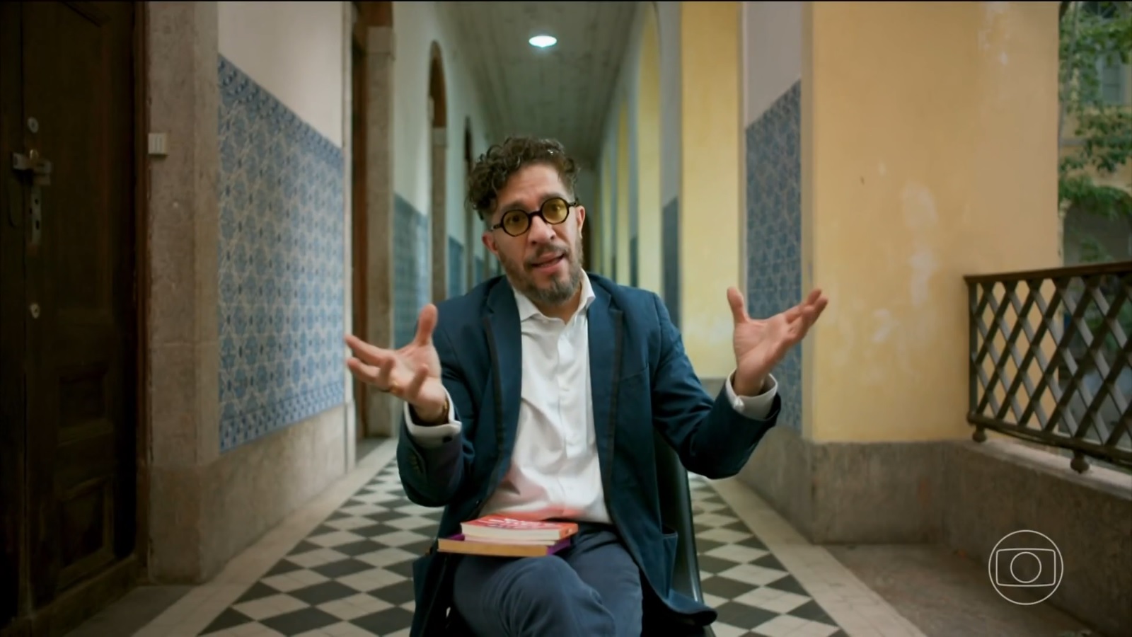 Jean Wyllys sugere remake a Globo e se oferece para roteirista: ‘Quero estar’