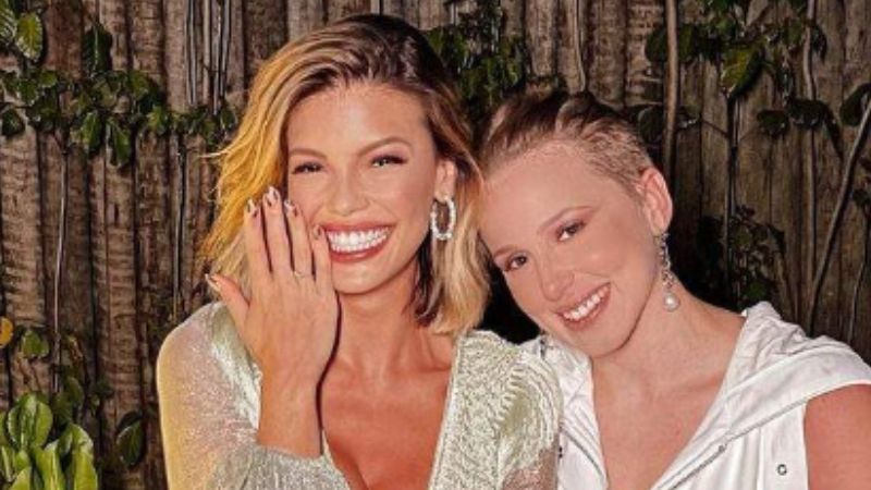 No BBB 25, Vitória Strada relembra noivado com Marcella Rica: ‘Quase casada’