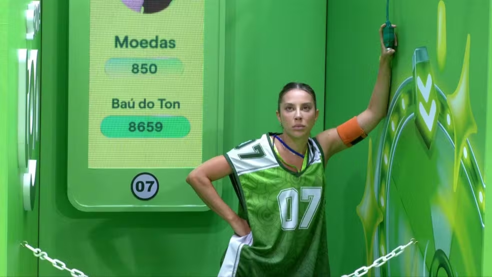 BBB 25: Após cair no choro com 16h de duração, Renata desiste da Prova do Líder