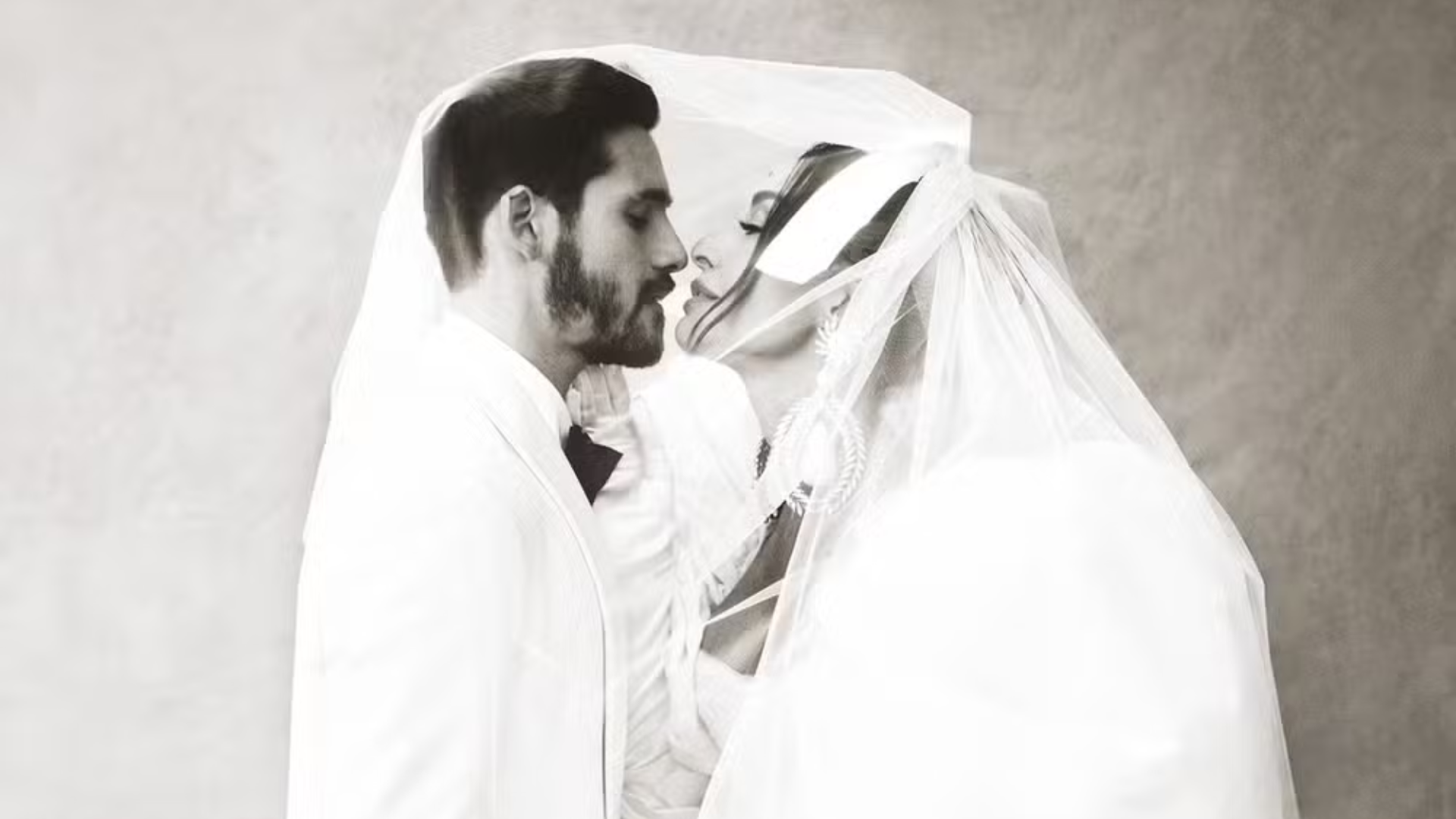 Sabrina Sato posta foto de casamento com Nicolas Prattes: ‘Da forma como sempre sonhamos’
