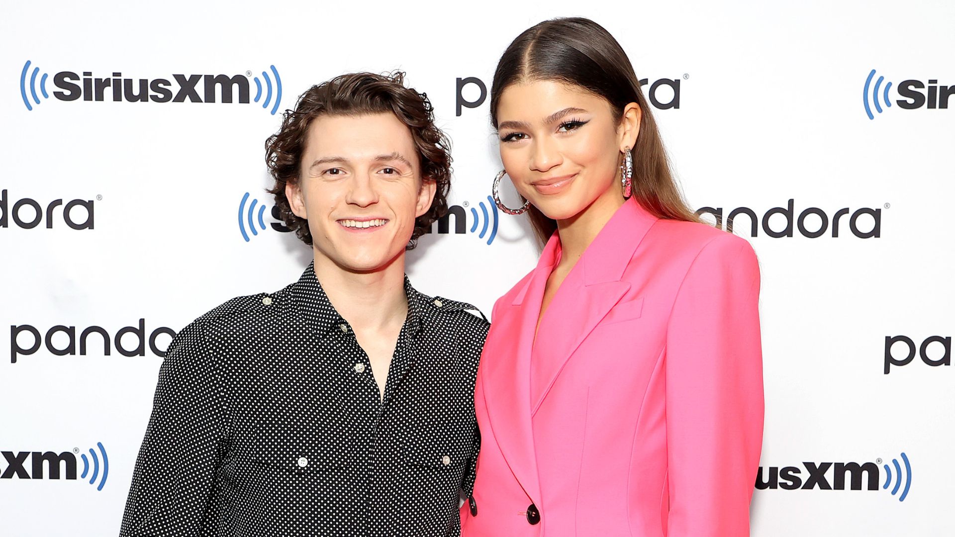Zendaya e Tom Holland, da franquia Homem-Aranha, estão noivos, diz site