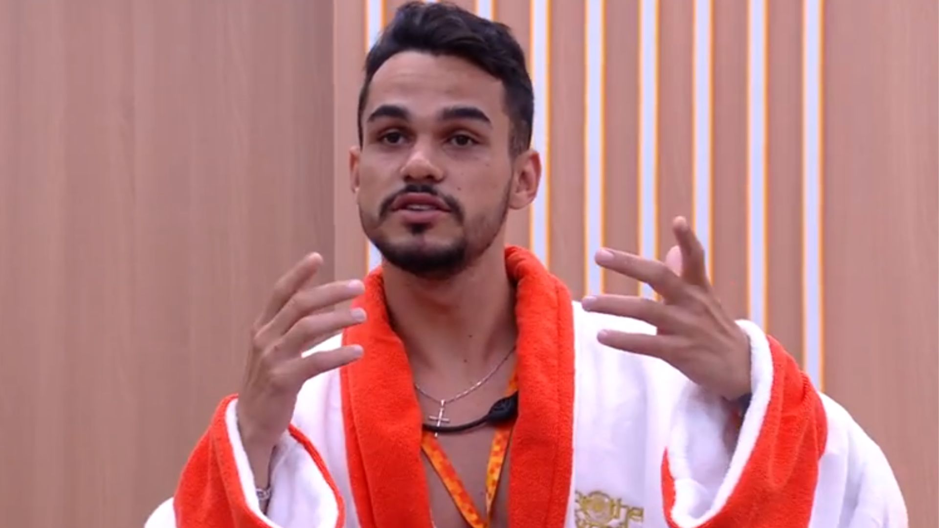 BBB 25: Líder, João Gabriel revela indicação e surpreende irmão: ‘Comprar briga’