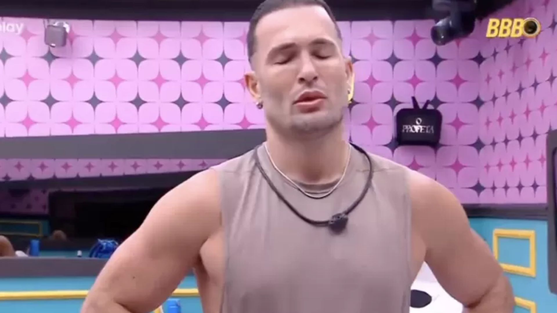 BBB 25: Diego Hypólito tem crise ao ficar trancado no quarto e preocupa brothers