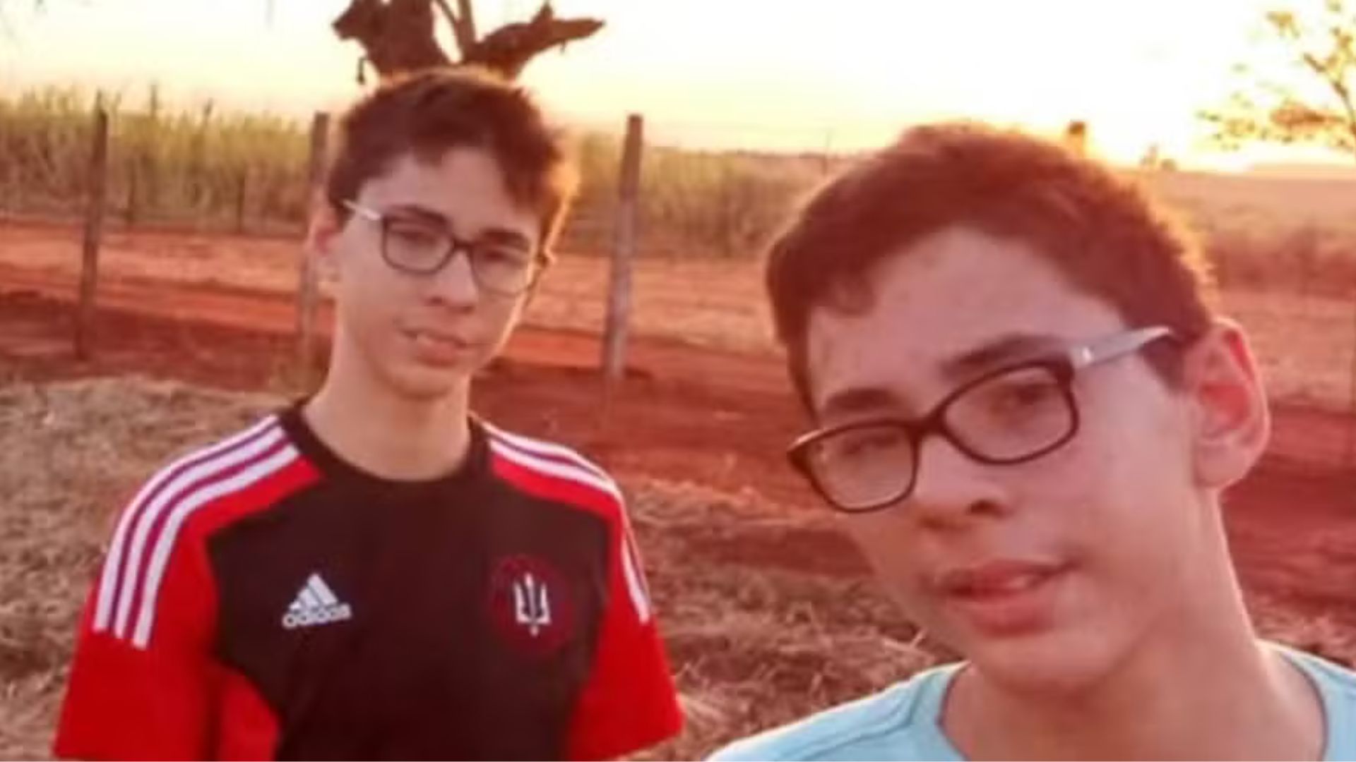 Tragédia! Gêmeos de 19 anos são encontrados mortos em lago