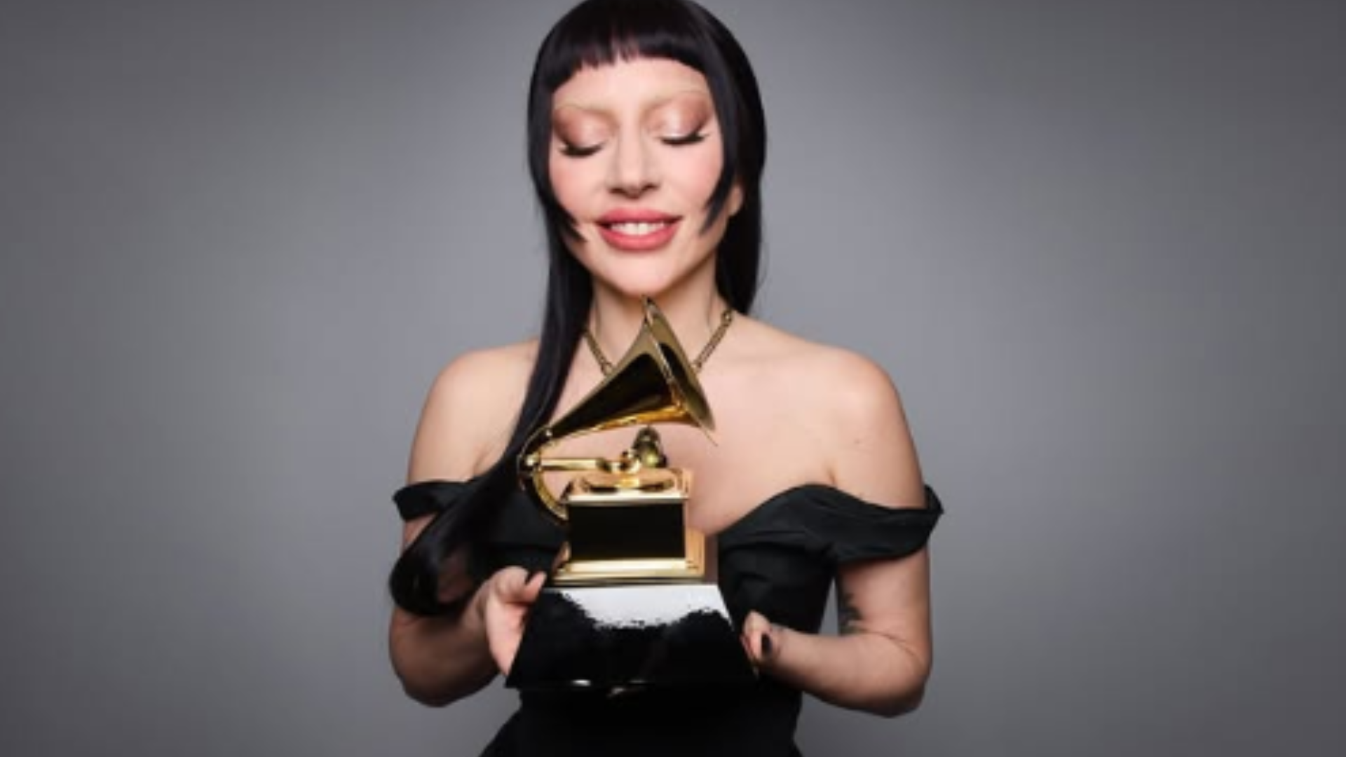 Globo confirma transmissão do show de Lady Gaga em Copacabana