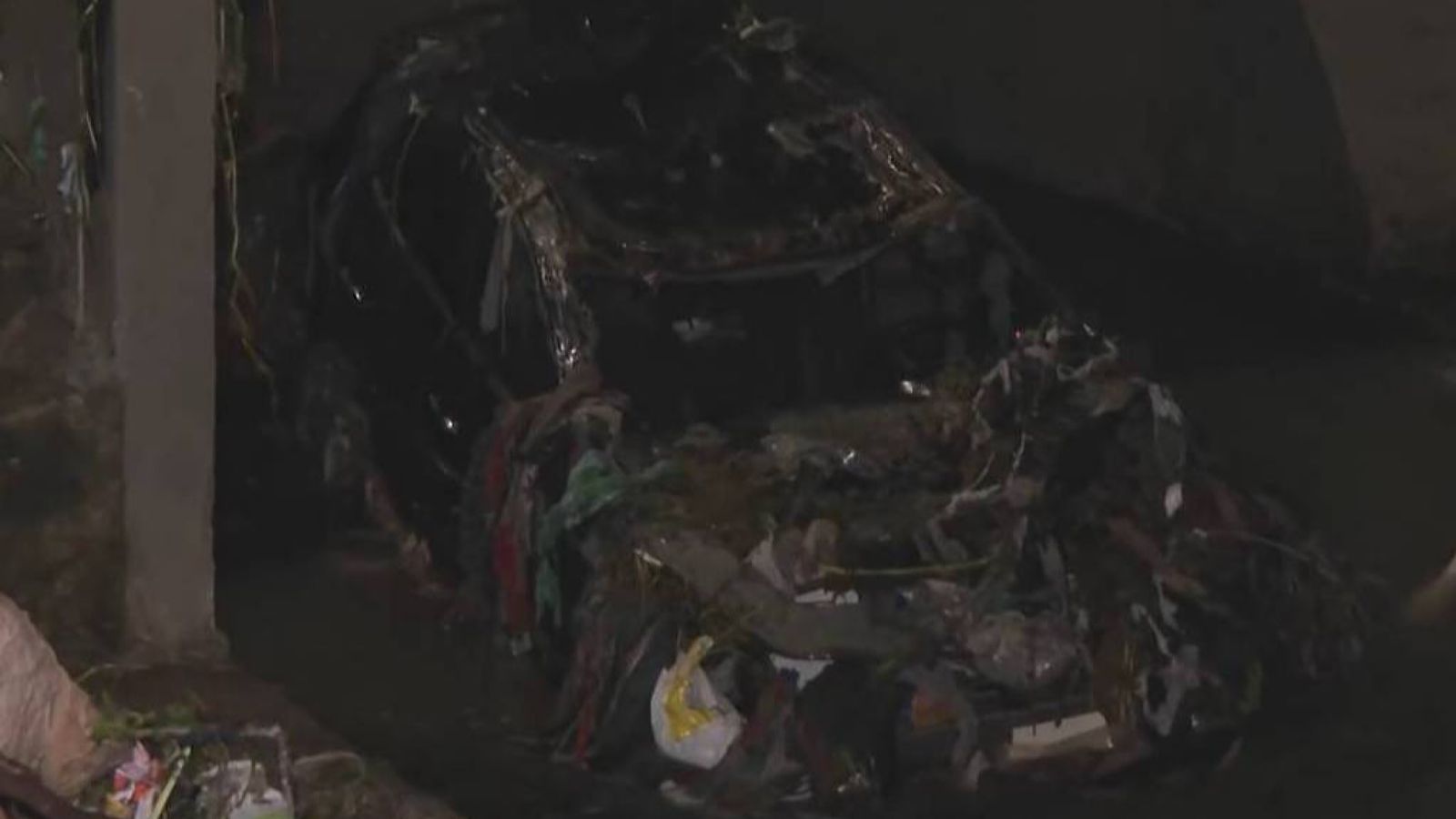 Jovem de 24 anos desaparece após ter o carro arrastado por enchente em São Paulo