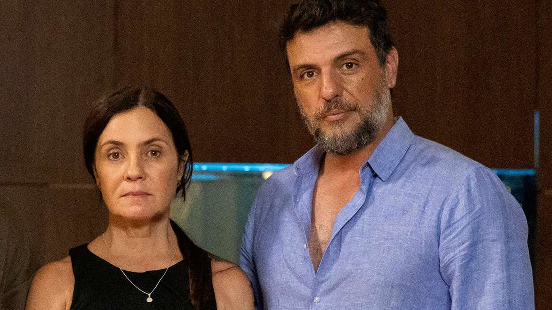 Mania de Você: Personagem importante flagra Molina com Mércia