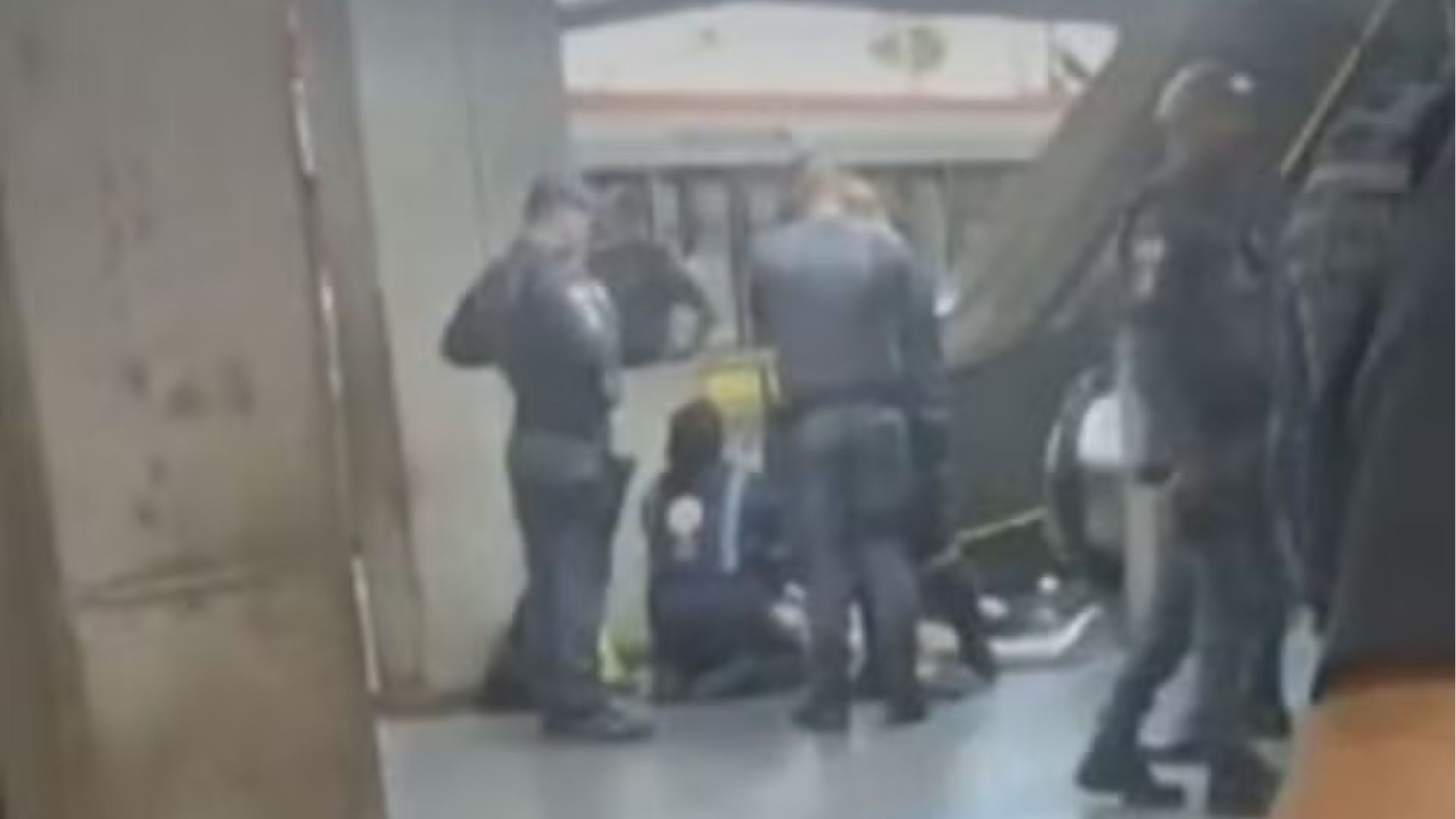 Discussão no vagão do metrô termina em morte dentro de estação em SP