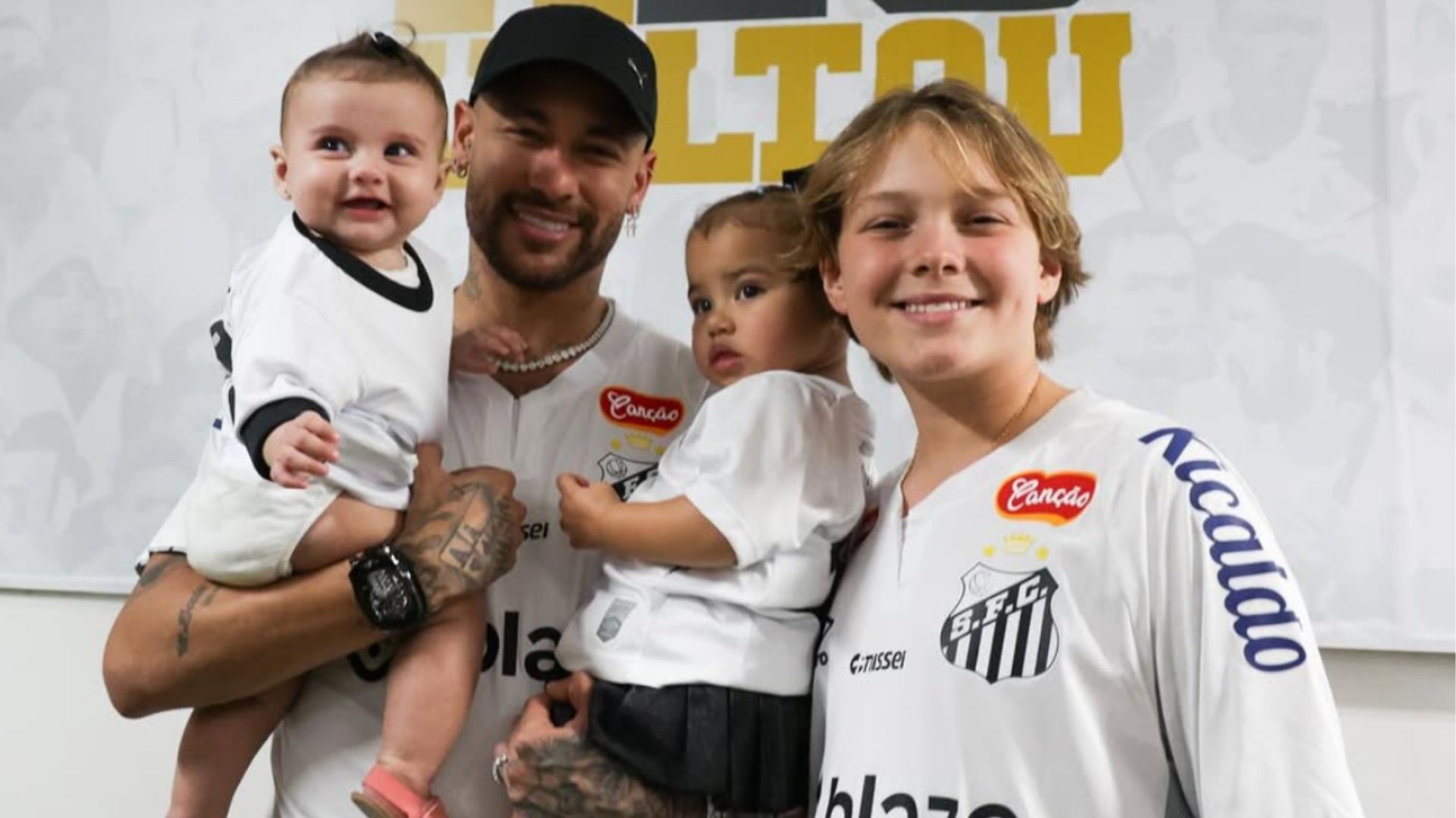 Foi caro? Veja o que Neymar ganhou de surpresa do filho mais velho