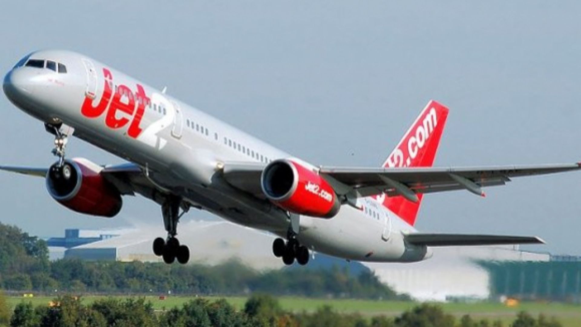 Triste! Passageiro morre durante voo e avião faz pouso de emergência; veja