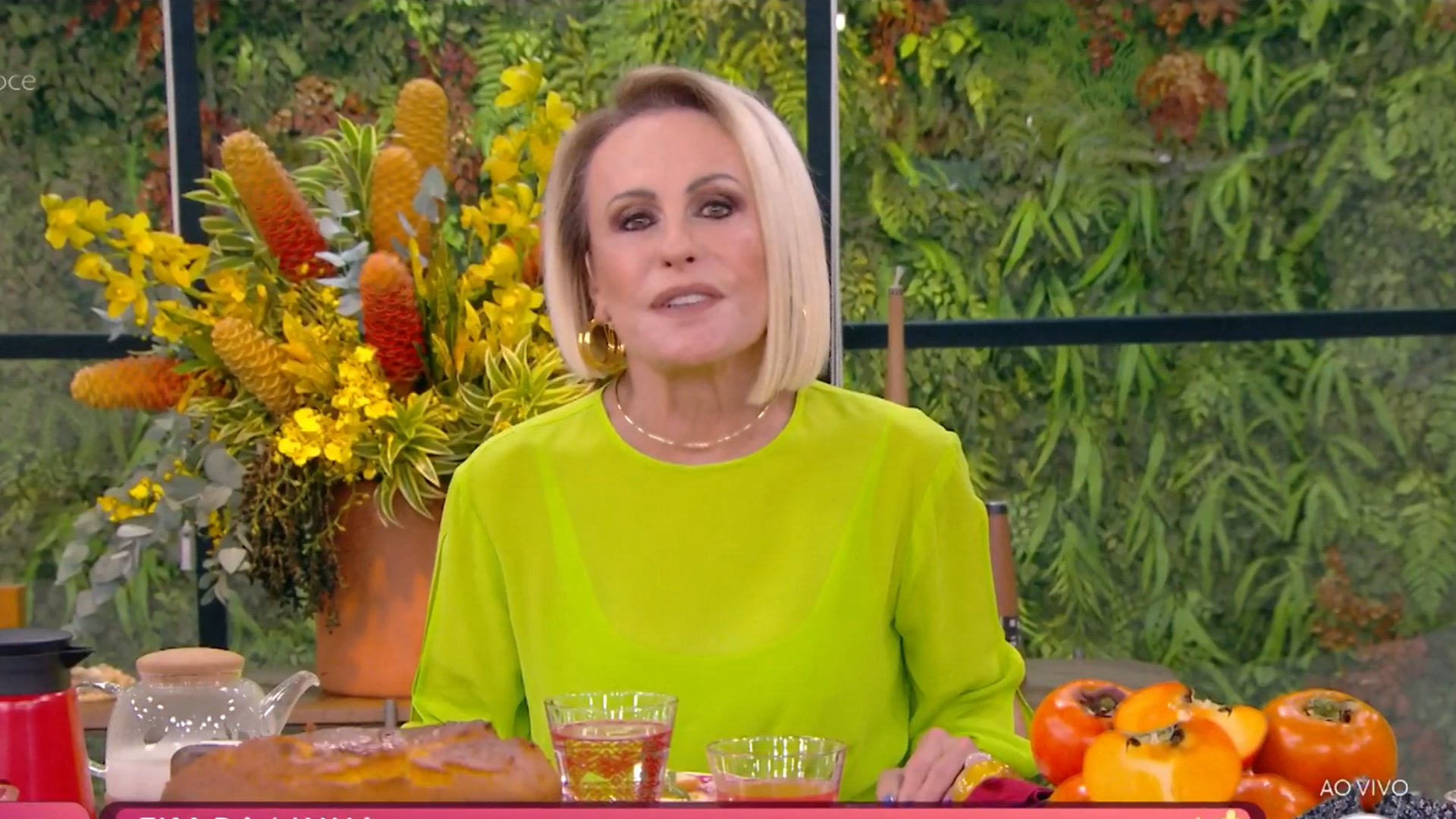Ana Maria Braga faz simpatia ao vivo no Mais Você e revela alimento que não vai comer por um ano