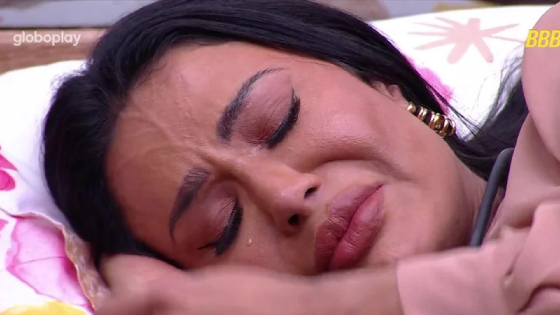 BBB 25: Após eliminação de Thamiris, Gracyanne Barbosa cai no choro: ‘Maldito’