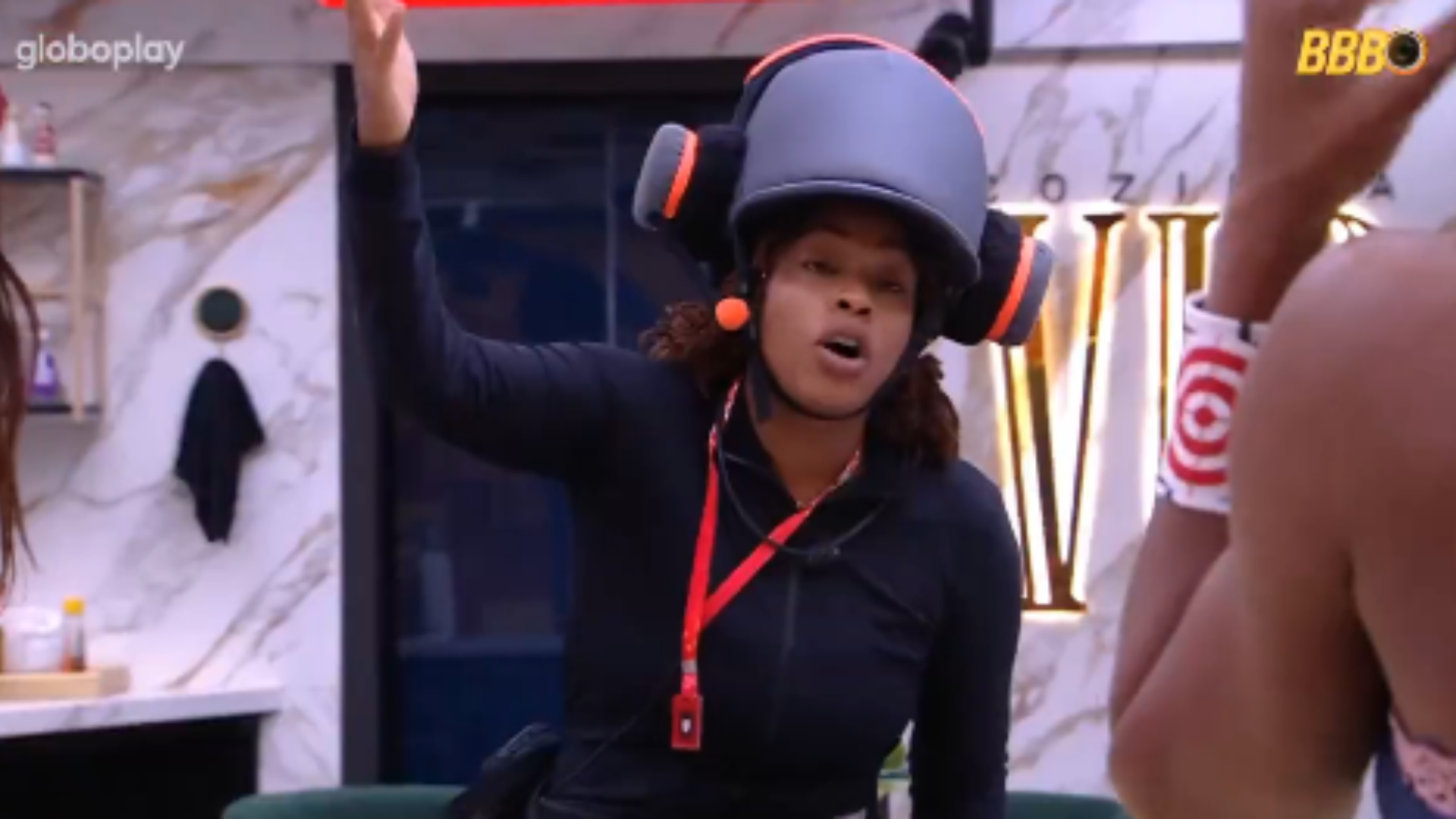 BBB 25: Após ser chamada de ‘a mais sonsa’, Aline perde a paciência e briga com Thamiris