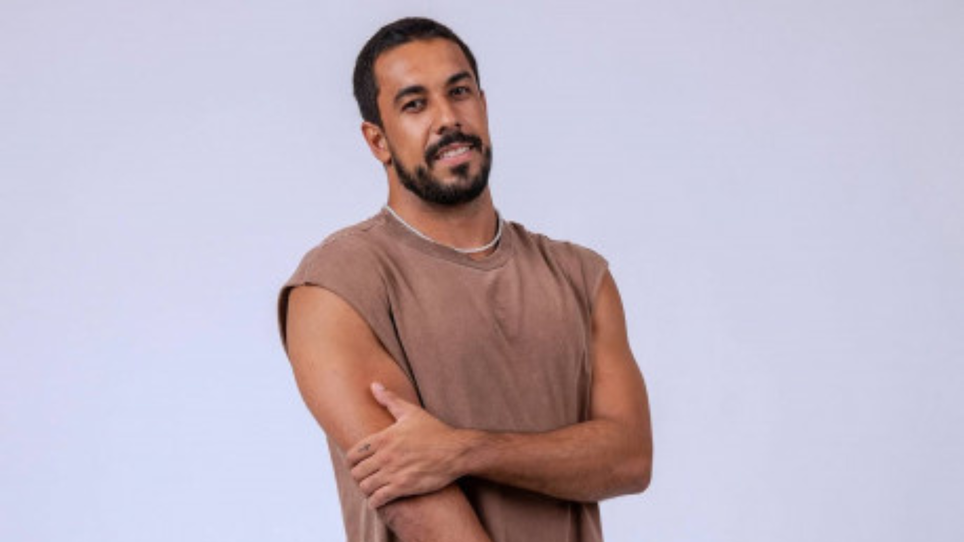 BBB 25: Reação de Maike ao ser chamado de ‘gay’ por Renata chama a atenção na web; veja