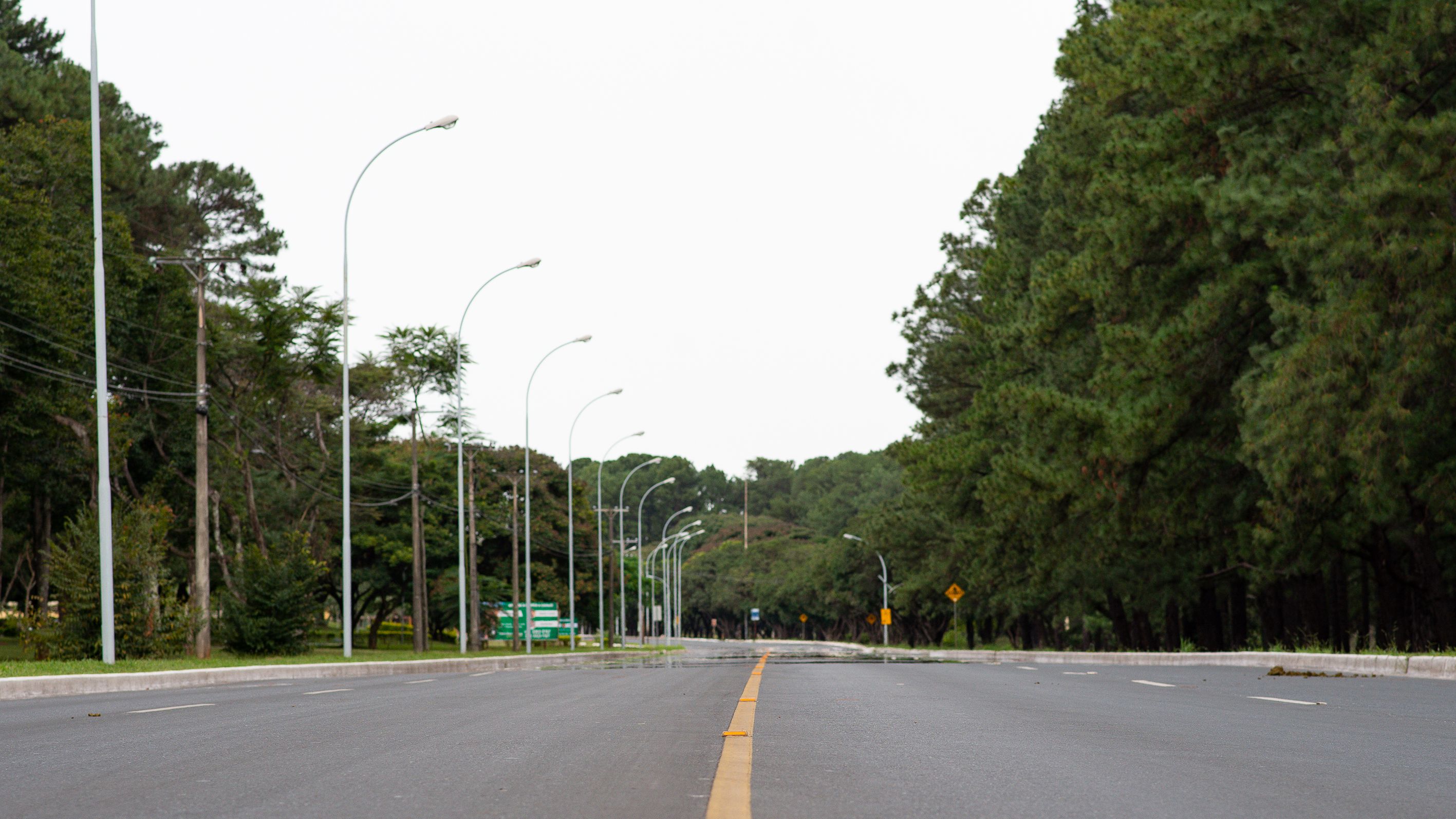 Homem é morto a facadas em estacionamento no Distrito Federal