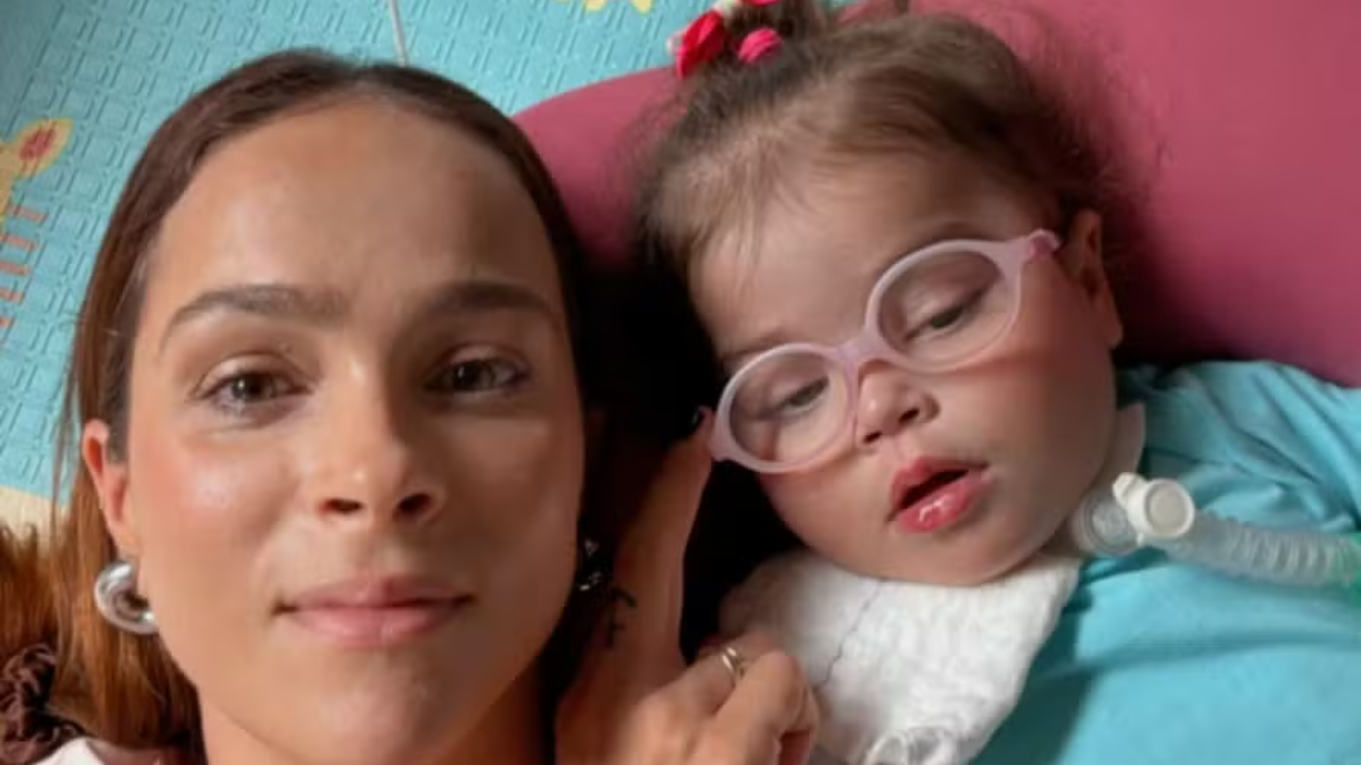 Filha de Juliano Cazarré é internada pela segunda vez no ano