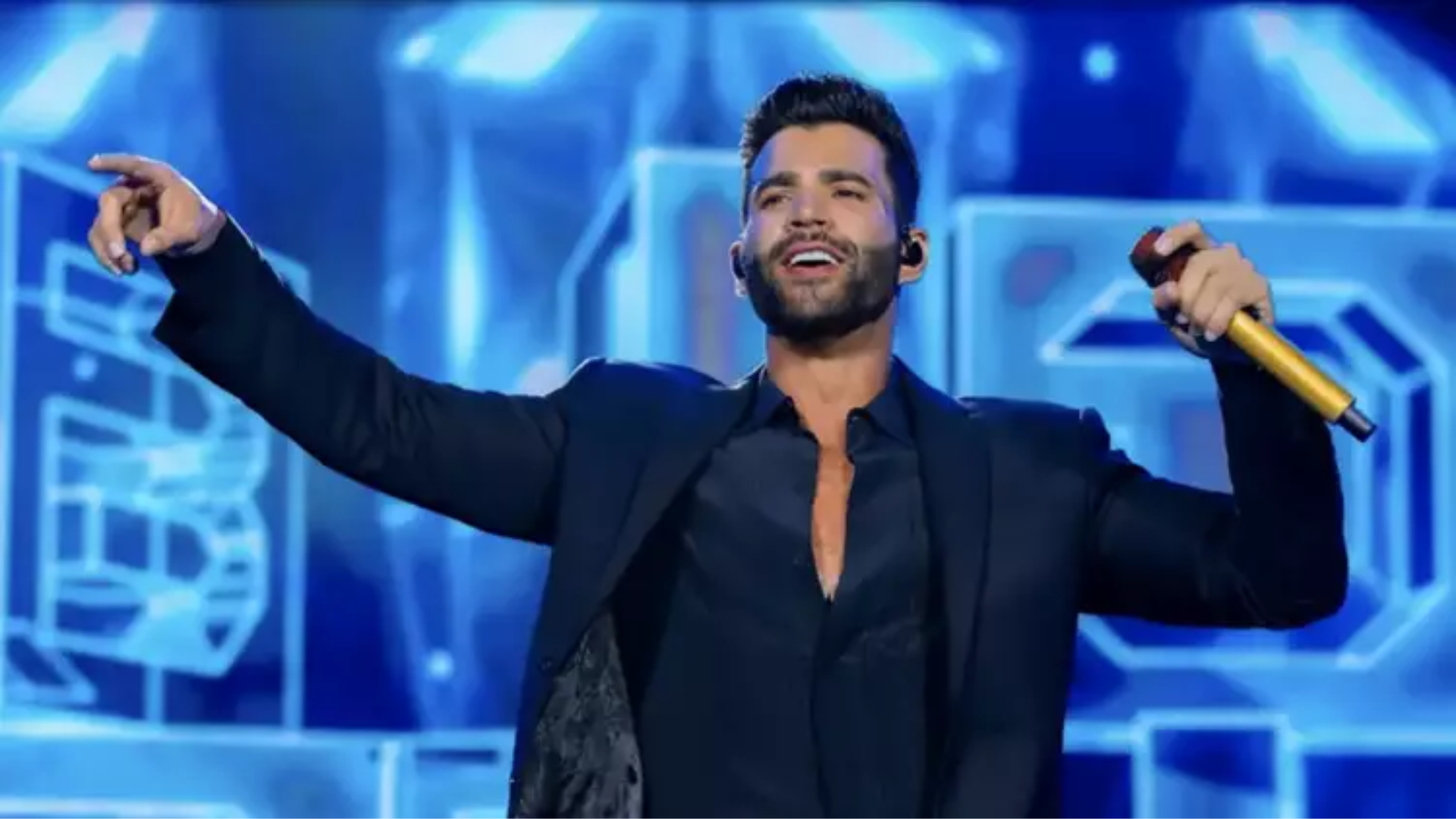 Gusttavo Lima é condenado a pagar R$ 70 mil após colocar número de celular real em música