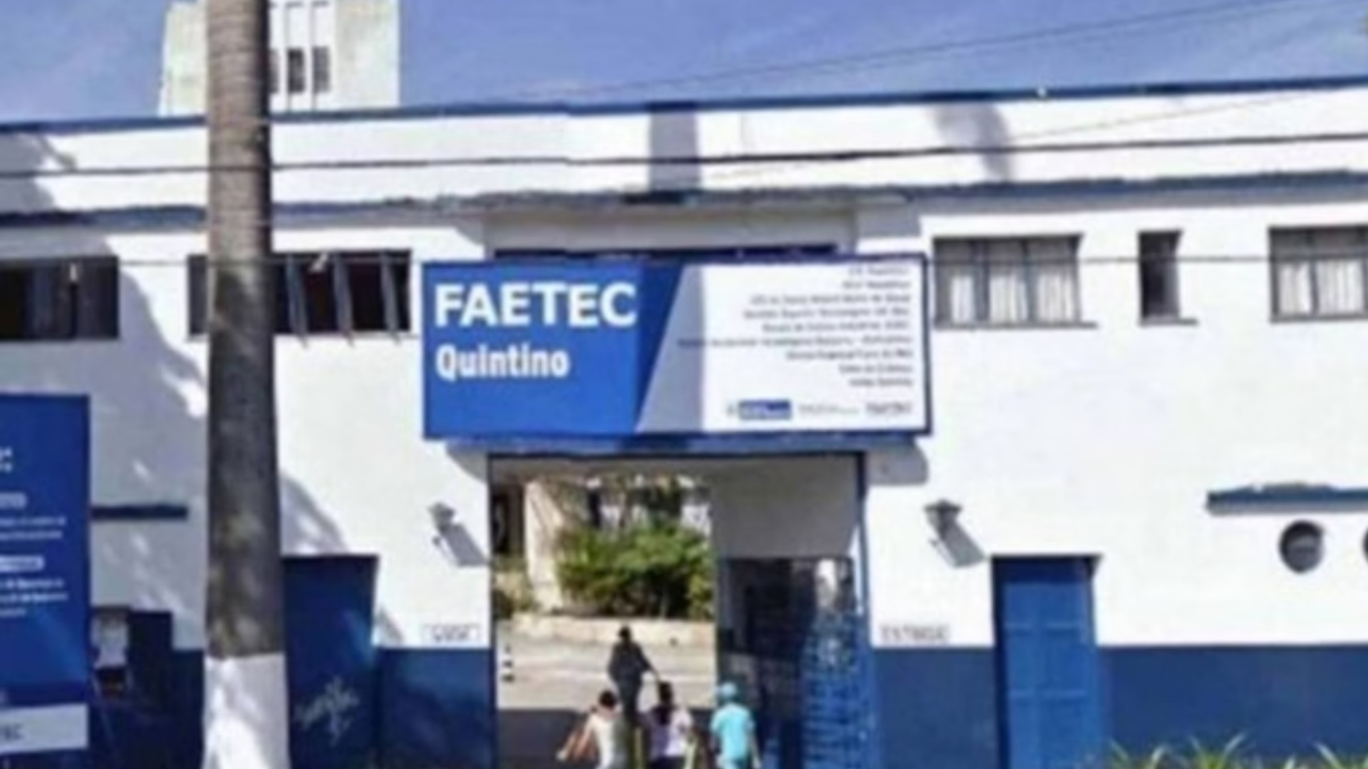 Mulher é atingida por bala perdida dentro de faculdade no Rio de Janeiro