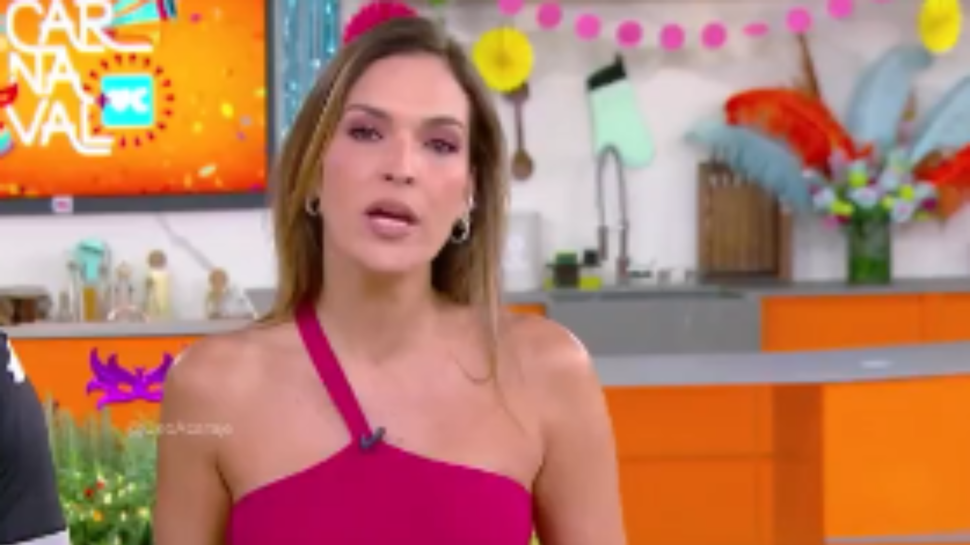 Vídeo! Talitha Morete comete gafe ao errar nome de entidade: ‘Zé Pilantra’