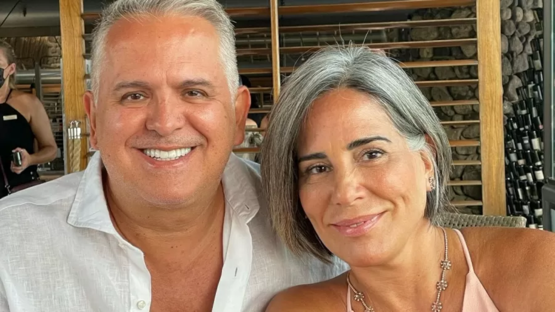 Apaixonado, Orlando Morais se declara para Glória Pires: ’37 anos’