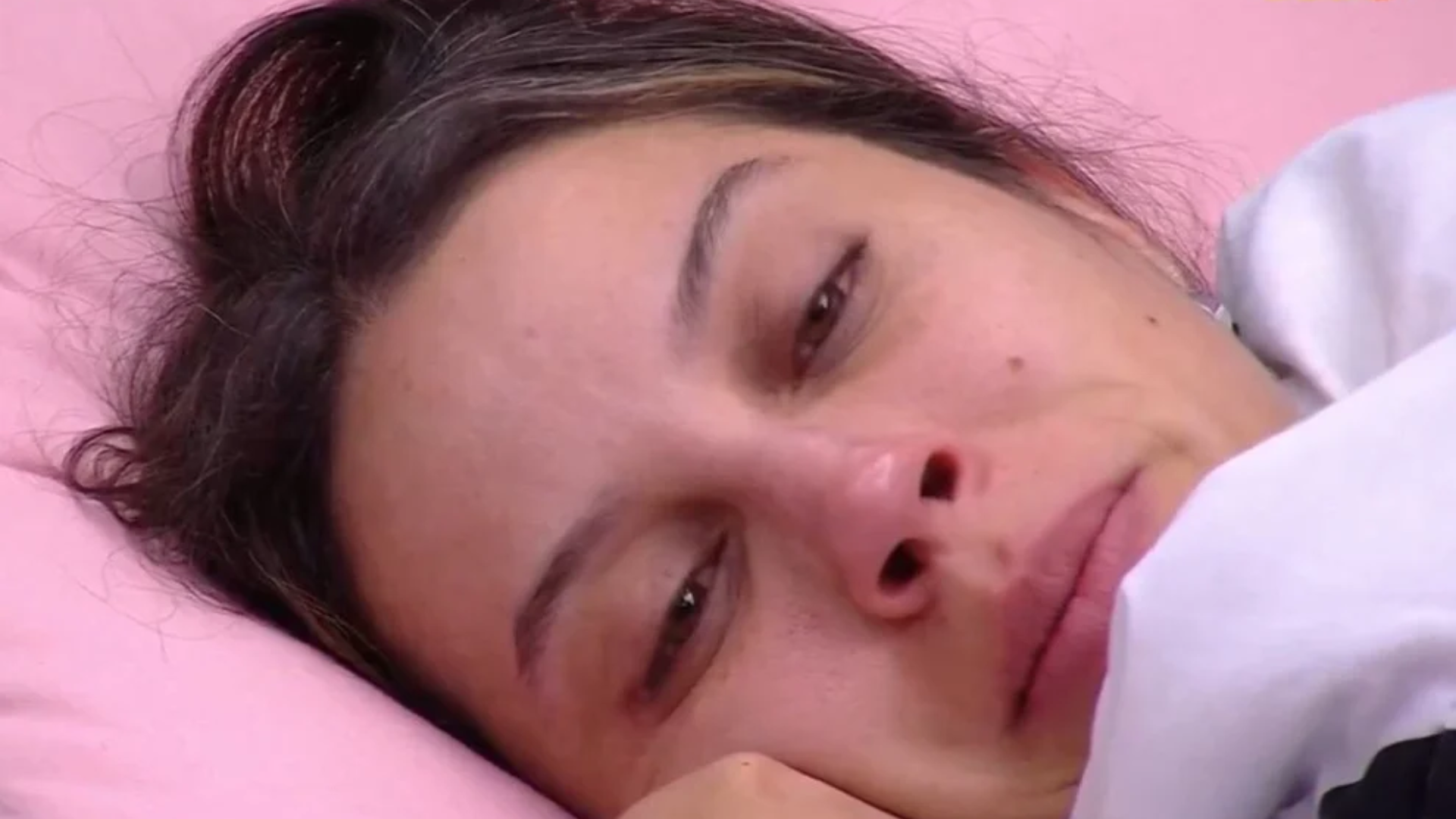 BBB 25: Renata chora após perder Prova do Finalista e ir para outro Paredão: ‘Não tive descanso’