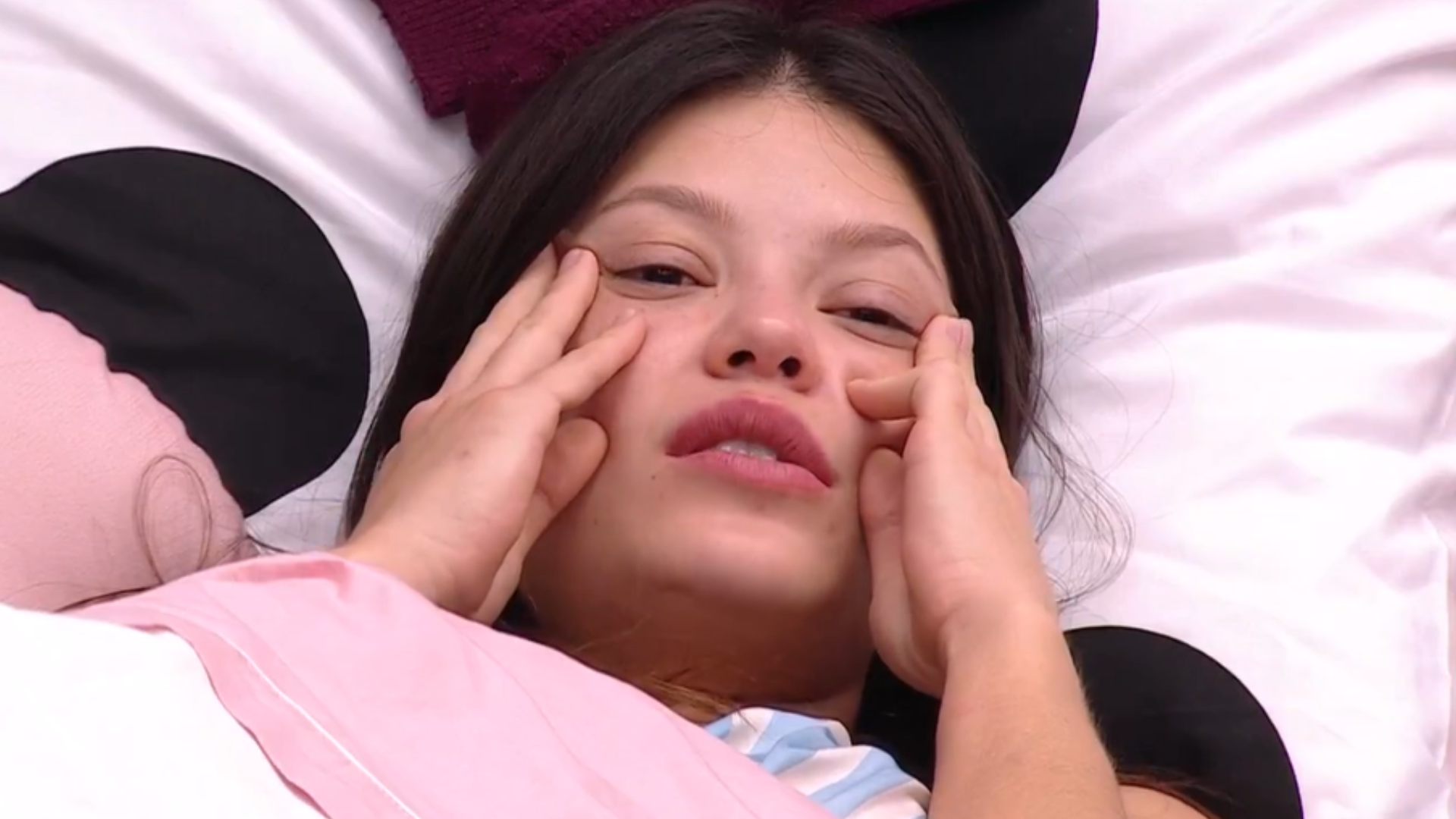 BBB 25: Vitória Strada tem sonho bizarro e relata: ‘Estou horrorosa’