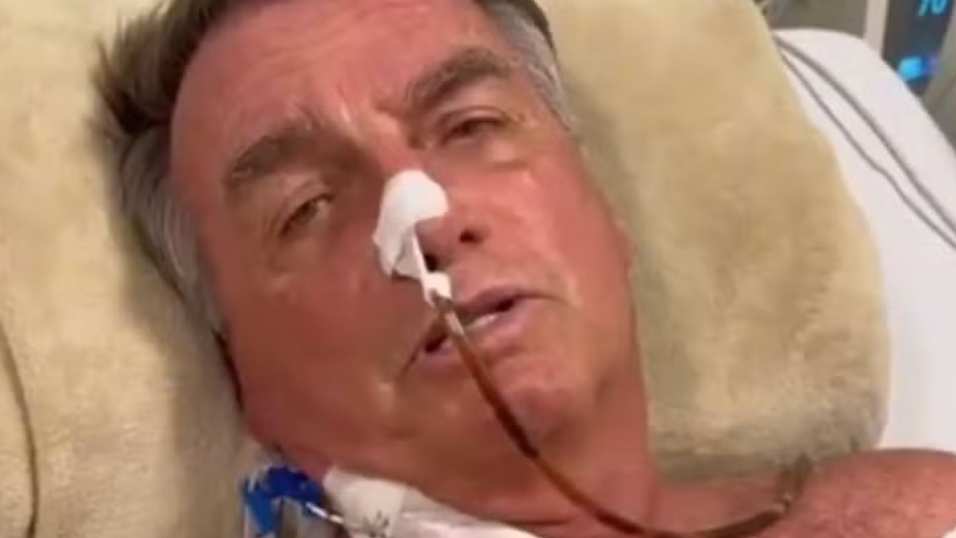 Bolsonaro passa por cirurgia emergencial e tem boletim médico atualizado