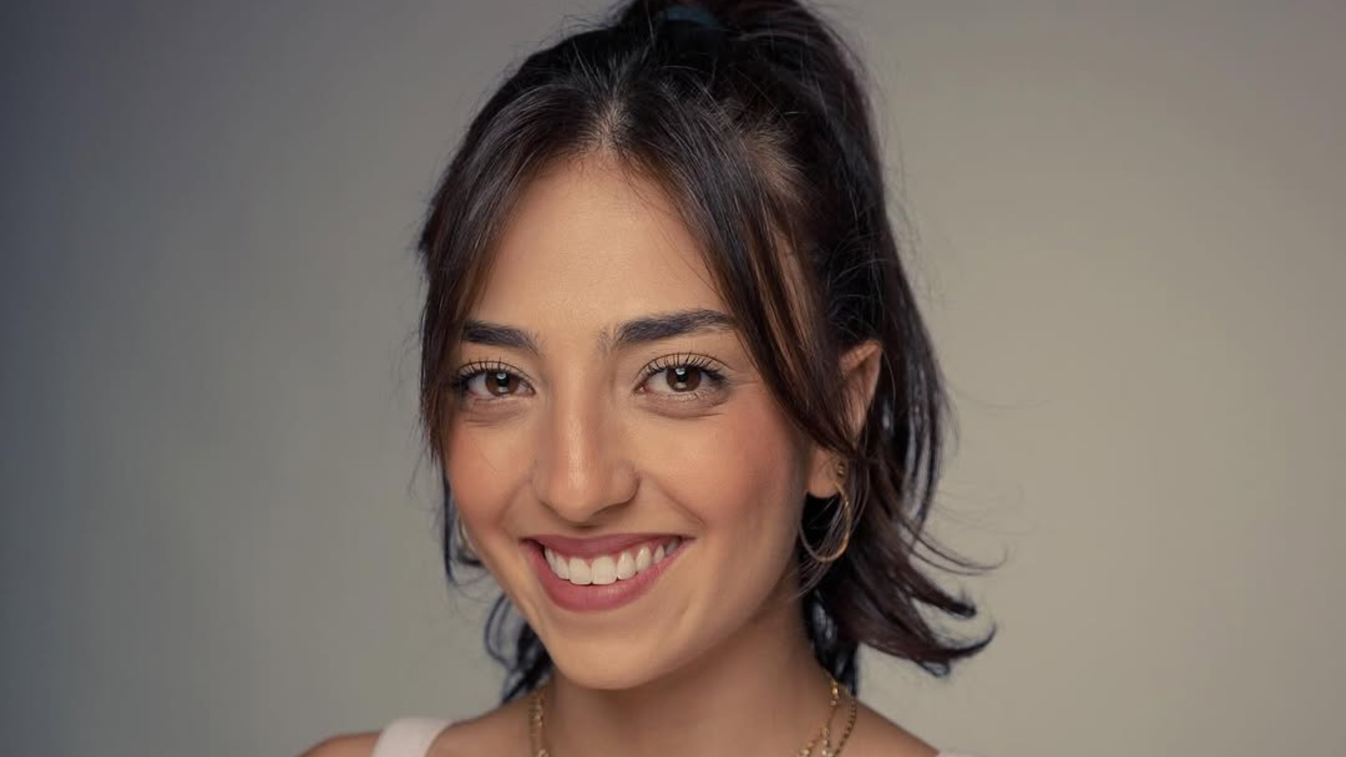 Lara Suleiman relembra estreia no teatro: ‘Tinha apenas 7 anos’