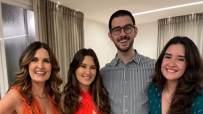 Fátima Bernardes desabafa após filhos decidirem sair de casa: ‘Não é fácil’