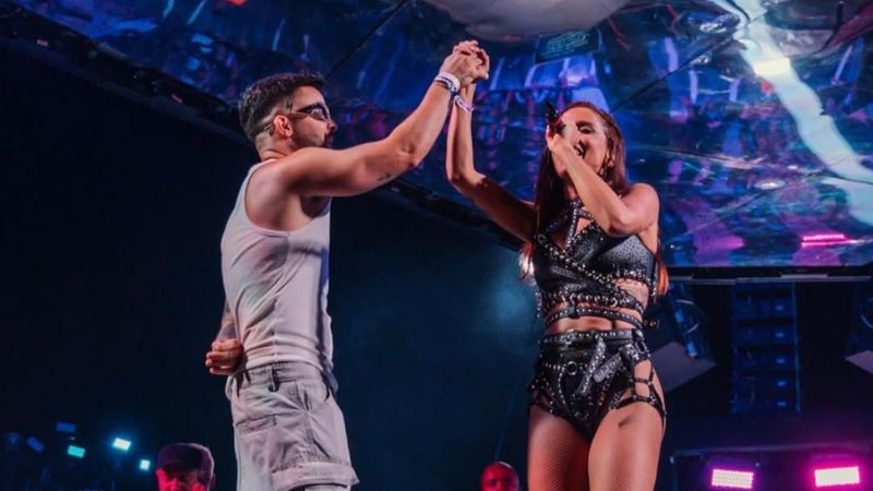 Hitmaker fala sobre parceria com Anitta: ‘Conheci ela na fila de um banco’