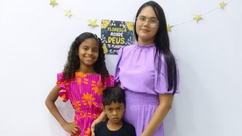 Morre garota que foi internada após comer ovo de Páscoa; suspeita é de envenenamento