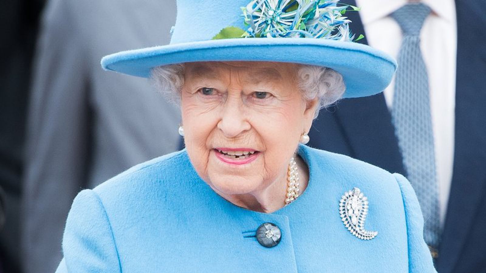 Médico alerta para traumas após morte do afilhado da Rainha Elizabeth II: ‘Muita atenção’